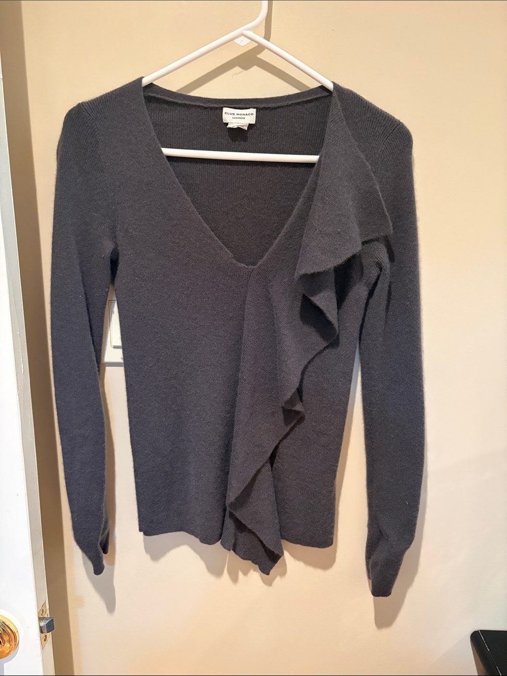 Women's Charcoal Ruffle V-Neck cashmere Sweater